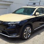 Ảnh xe VF8 Vinfast màu vàng