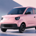 Xe ô tô điện đô thị VinFast VF 2 màu hồng giá 188 triệu đồng